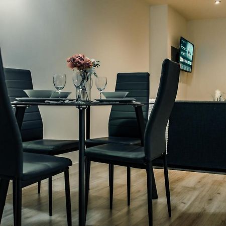 Bv Cosy Basement Apartment At Conditioning House Bradford  Exteriér fotografie