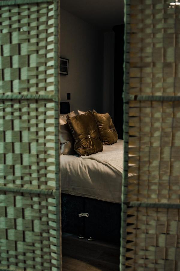 Bv Cosy Basement Apartment At Conditioning House Bradford  Exteriér fotografie