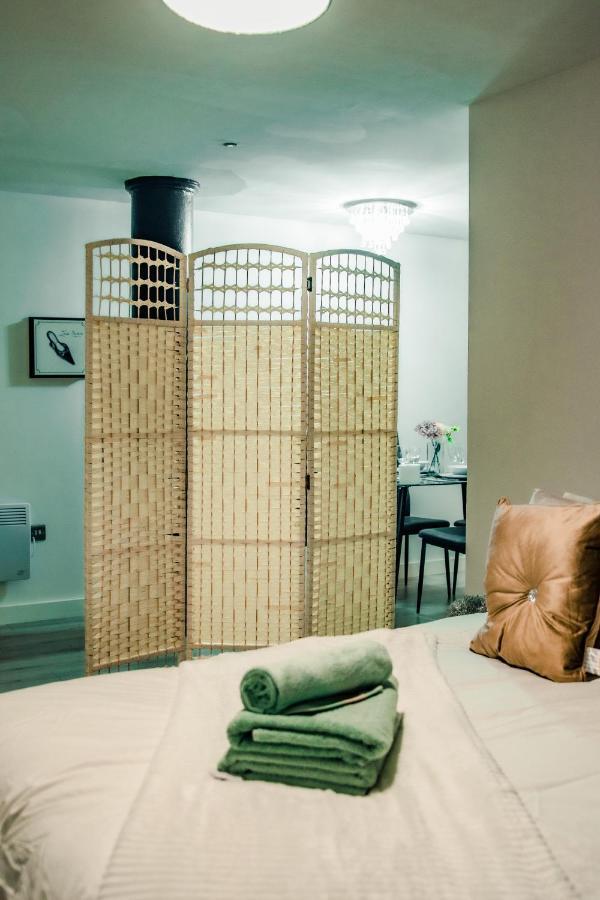Bv Cosy Basement Apartment At Conditioning House Bradford  Exteriér fotografie
